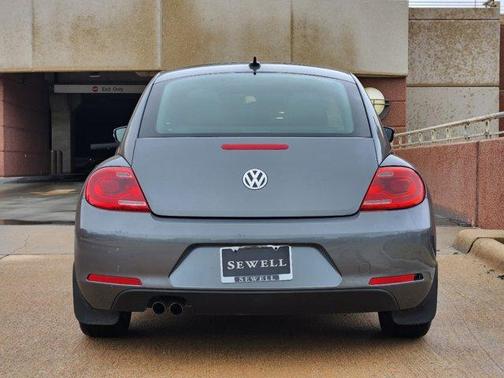 2015 Volkswagen Beetle 1.8T w/Sun