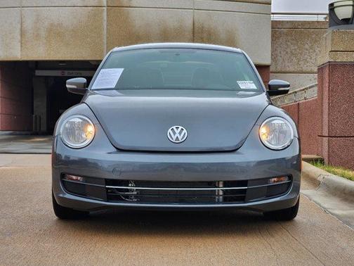 2015 Volkswagen Beetle 1.8T w/Sun