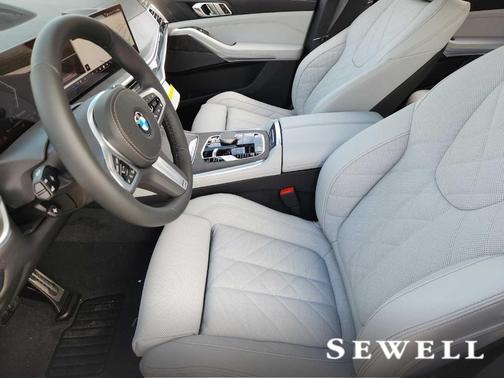 Gray Metallic 2026 BMW X5 sDrive40i