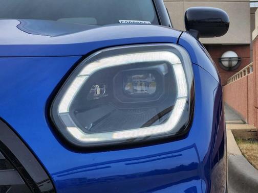 2025 MINI Countryman John Cooper Works