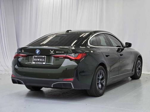San Remo Green Metallic 2023 BMW i4 Gran Coupe eDrive35