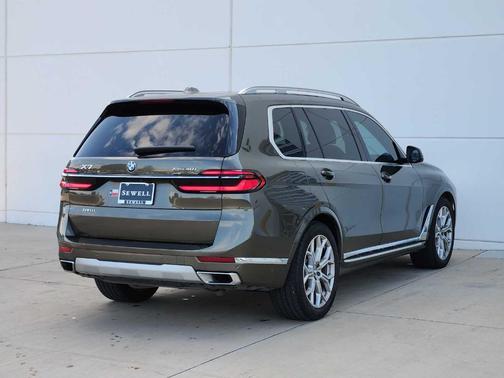 2023 BMW X7 xDrive40i