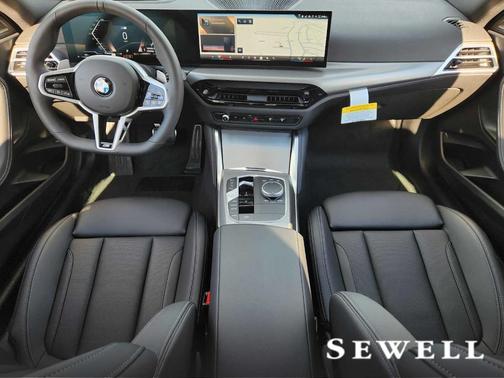 2026 BMW 230 i xDrive