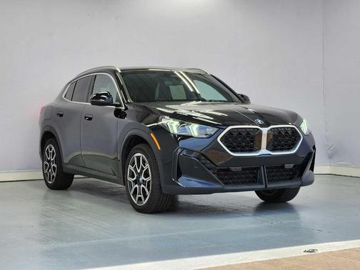 Jet Black 2025 BMW X2 xDrive28i