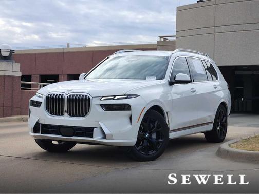 2025 BMW X7 xDrive40i