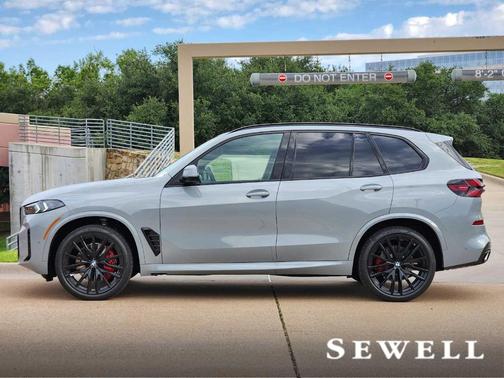 Gray Metallic 2026 BMW X5 xDrive40i
