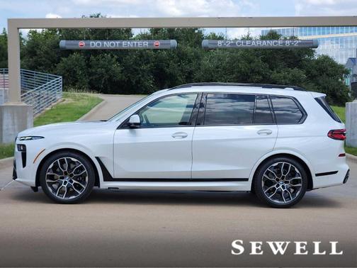 2026 BMW X7 xDrive40i