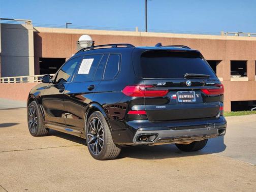 2022 BMW X7 xDrive40i