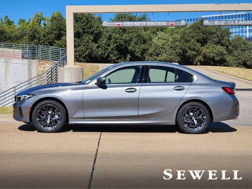 2025 BMW 330 i xDrive