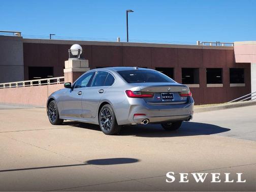 2025 BMW 330 i xDrive