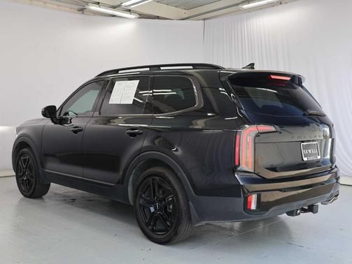 Ebony Black 2024 Kia Telluride EX X-Line