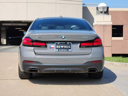 2022 BMW 540 i xDrive