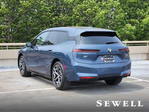 2026 BMW iX xDrive45