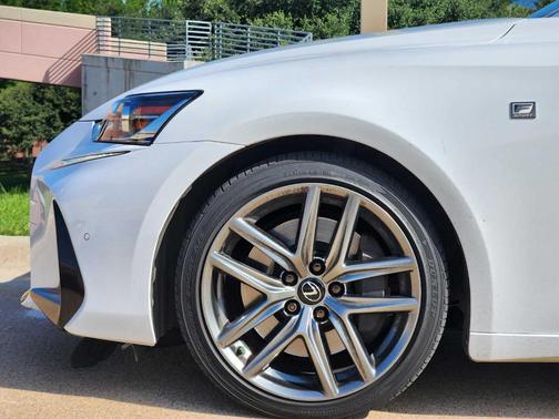 2019 Lexus IS 300 F Sport