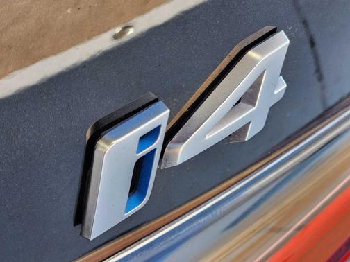 Black Sapphire Metallic 2023 BMW i4 Gran Coupe eDrive40