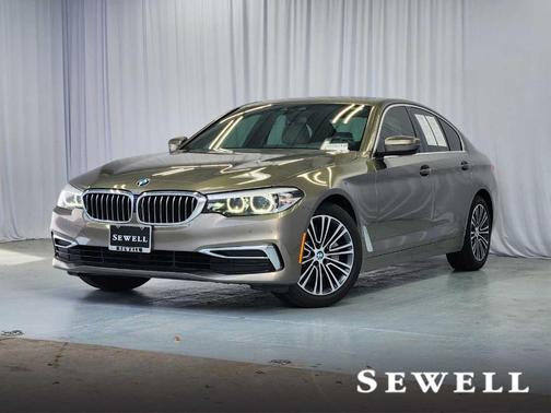 2019 BMW 530 i