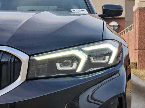 2024 BMW 330 i xDrive