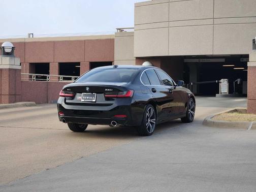 2024 BMW 330 i xDrive