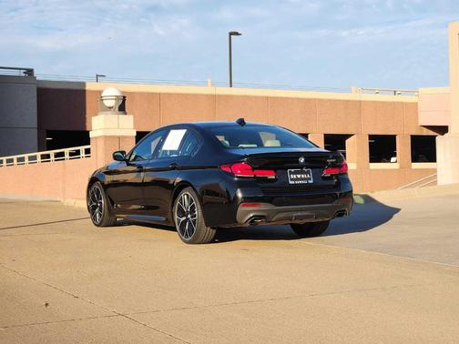 2023 BMW 540 i