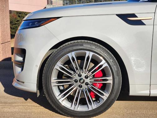 2025 Land Rover Range Rover Sport P530 Dynamic SE