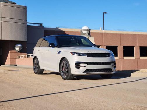 2025 Land Rover Range Rover Sport P530 Dynamic SE