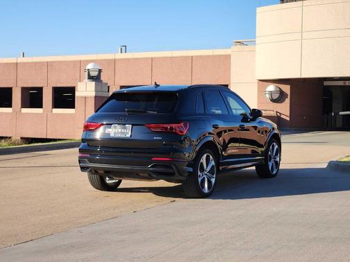 2022 Audi Q3 45 S line Premium Plus