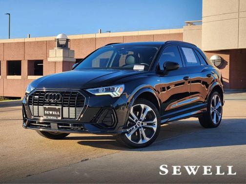 2022 Audi Q3 45 S line Premium Plus