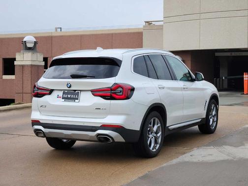 2023 BMW X3 sDrive30i
