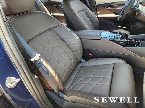 2026 BMW 550e xDrive