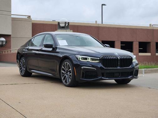 2022 BMW 750 i xDrive