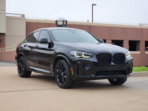 2025 BMW X4 xDrive30i