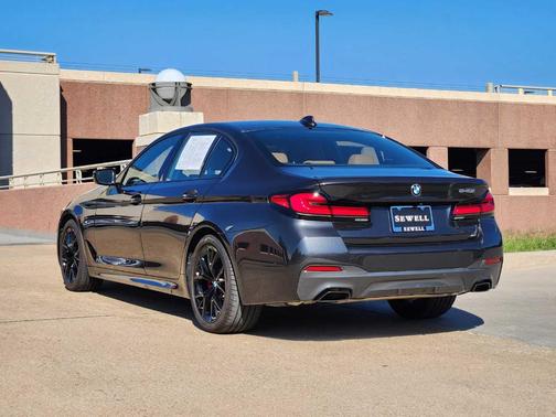 2022 BMW 540 i