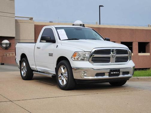 2016 RAM 1500 SLT