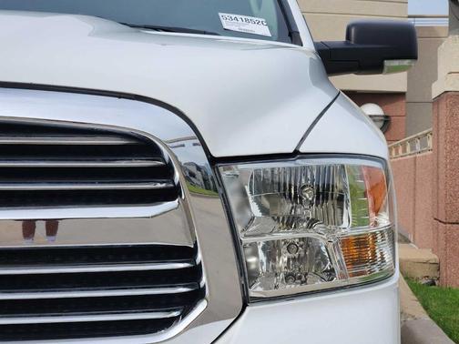 2016 RAM 1500 SLT