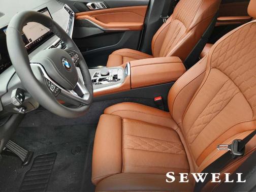 Mineral White Metallic 2026 BMW X5 xDrive40i