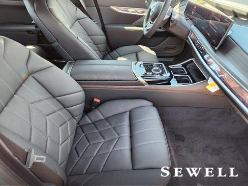 2025 BMW i7 eDrive50