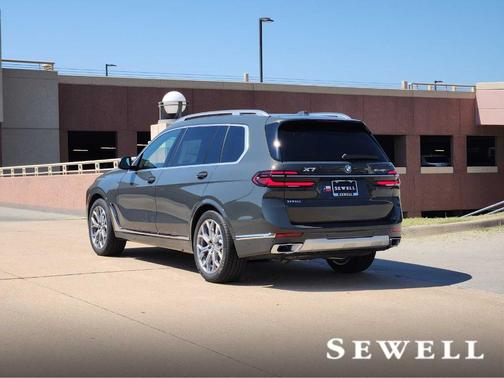 2026 BMW X7 xDrive40i