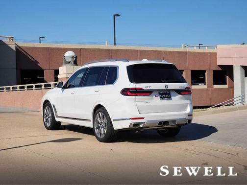 2026 BMW X7 xDrive40i