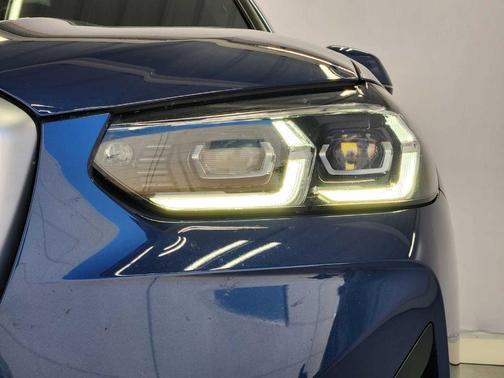 Phytonic Blue Metallic 2023 BMW X3 xDrive30i