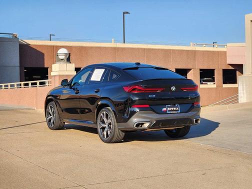 2025 BMW X6 xDrive40i
