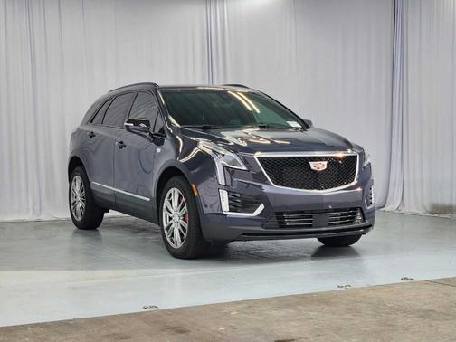 2025 Cadillac XT5 Sport