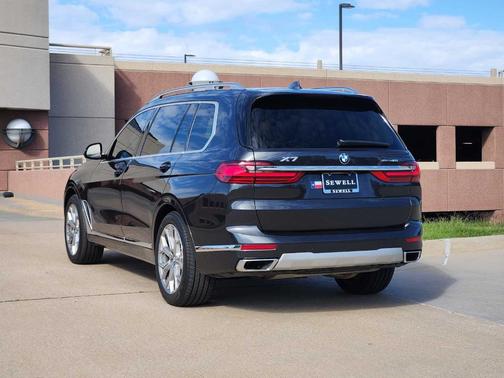 Dark Graphite Metallic 2022 BMW X7 xDrive40i