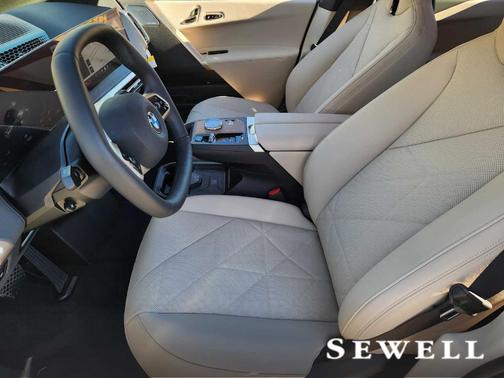 2026 BMW iX xDrive60