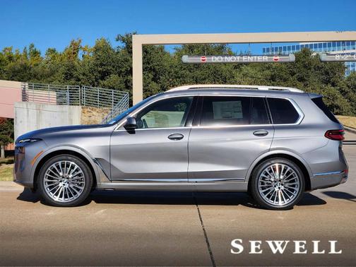 2026 BMW X7 xDrive40i