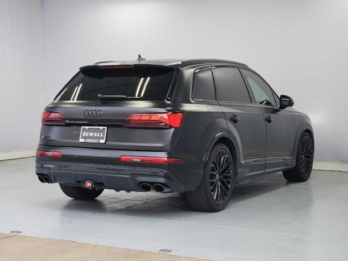 Mythos Black Metallic 2025 Audi SQ7 4.0T Premium Plus