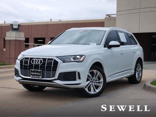 2022 Audi Q7 45 Premium Plus