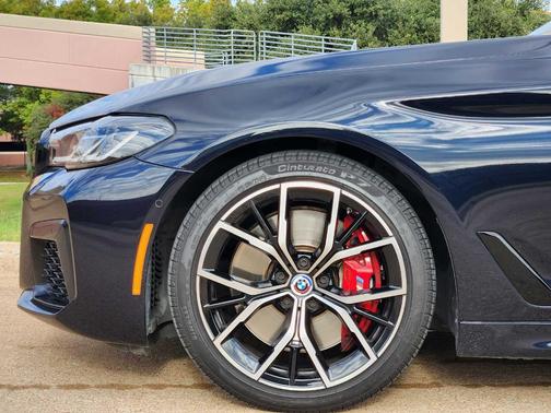 2023 BMW M550 i xDrive