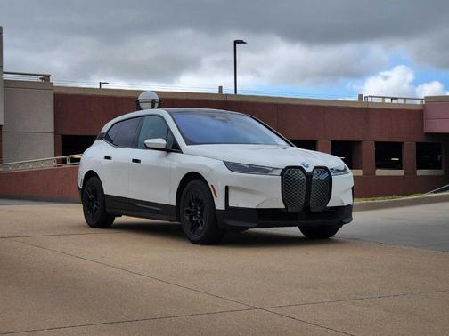 2024 BMW iX xDrive50