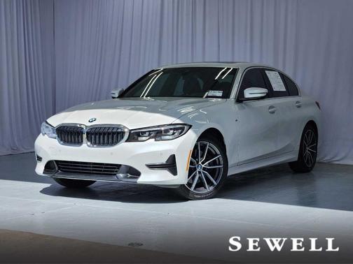Mineral White Metallic 2020 BMW 330 i