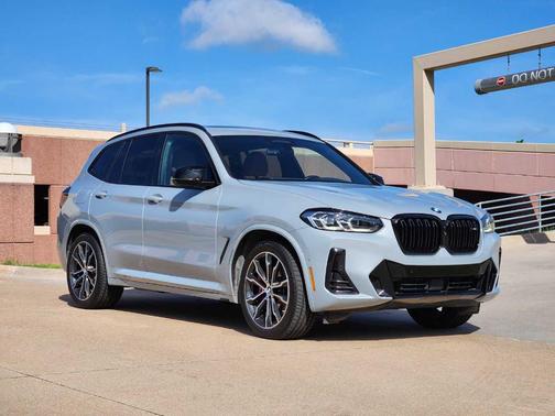 2022 BMW X3 M40i